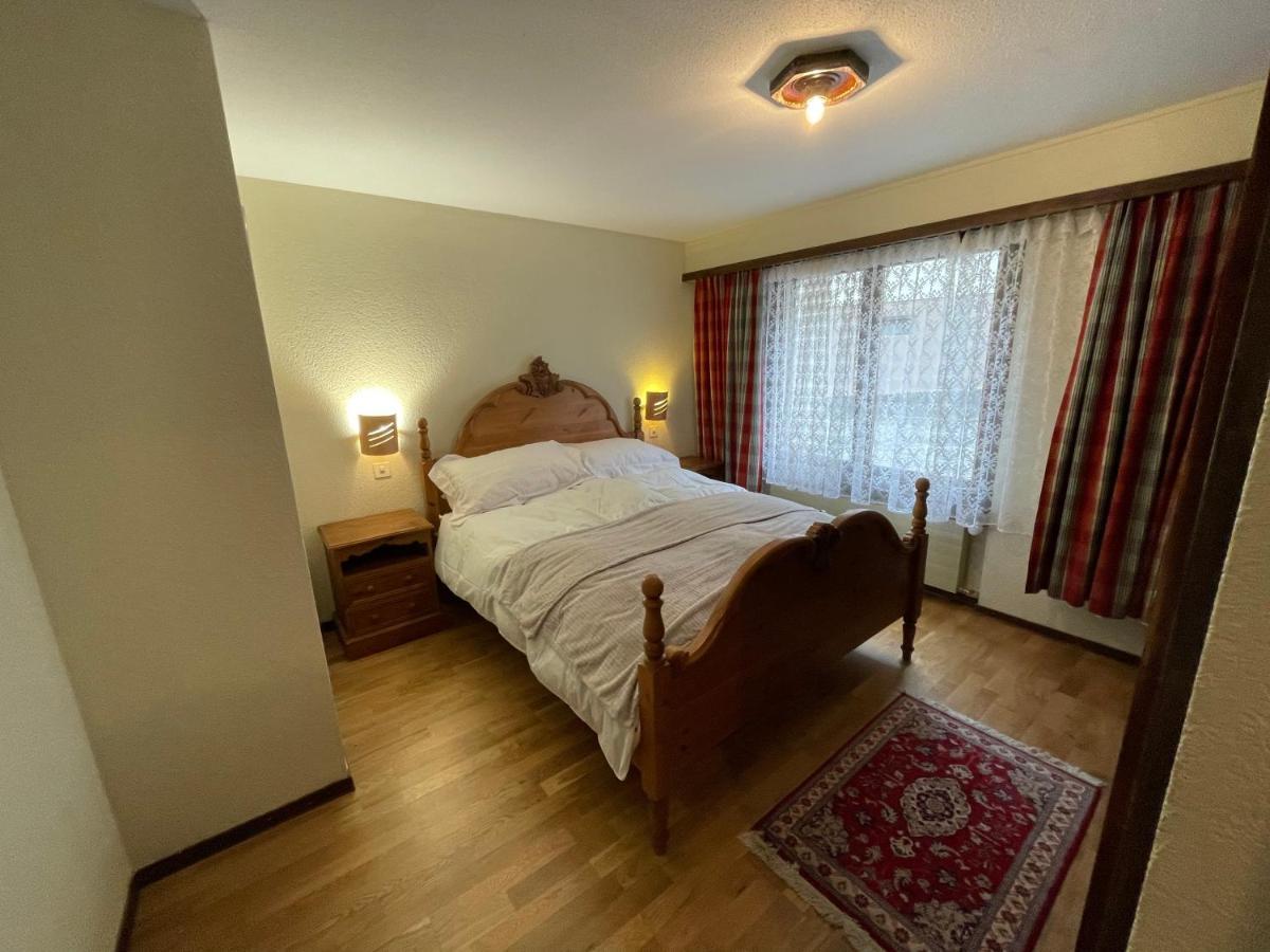 Modern Taesch Apartment With Free Parking Exterior photo