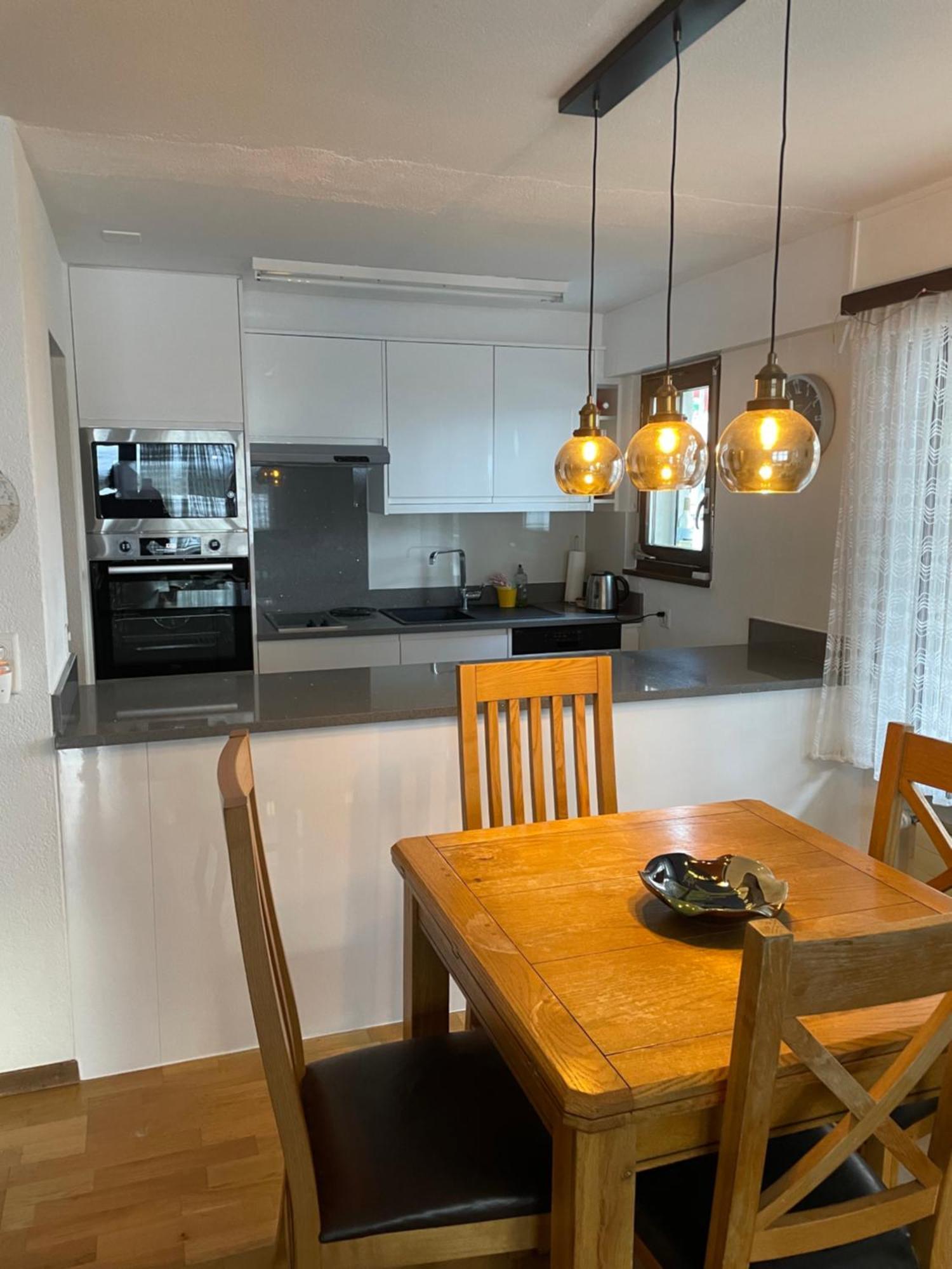 Modern Taesch Apartment With Free Parking Exterior photo