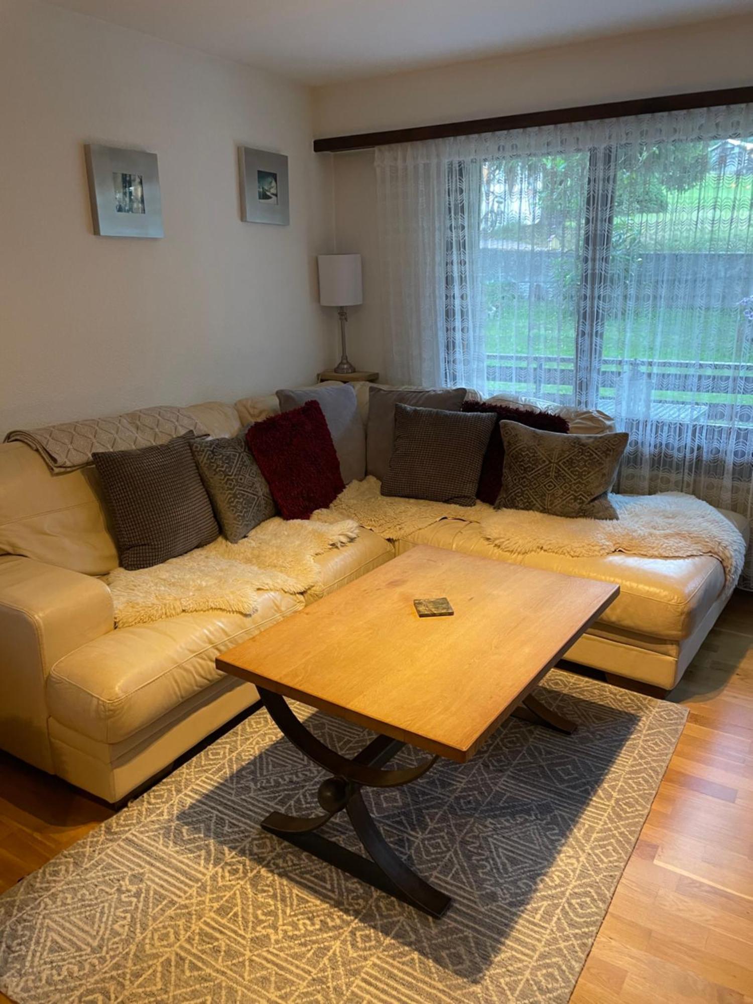 Modern Taesch Apartment With Free Parking Exterior photo