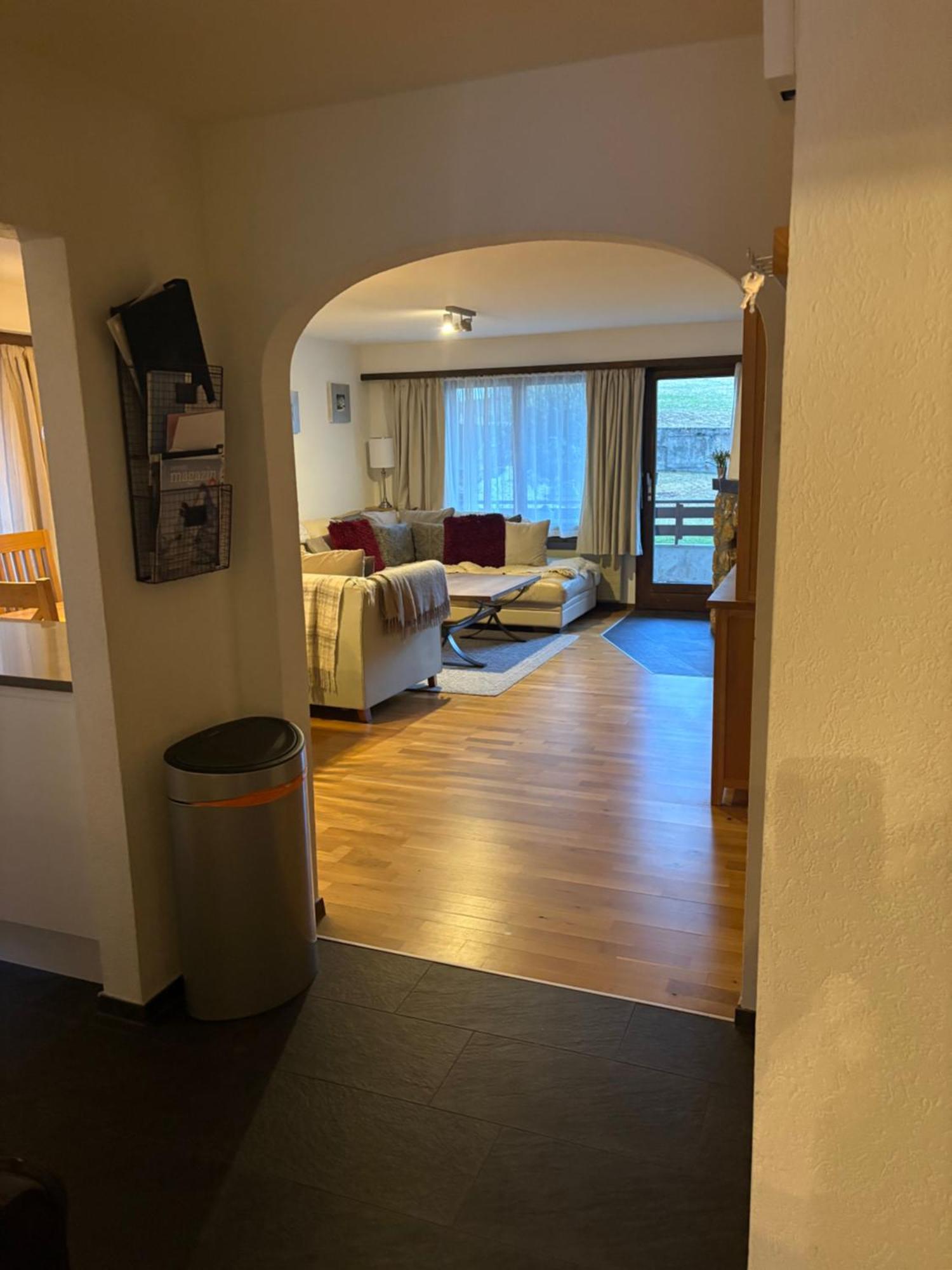 Modern Taesch Apartment With Free Parking Exterior photo